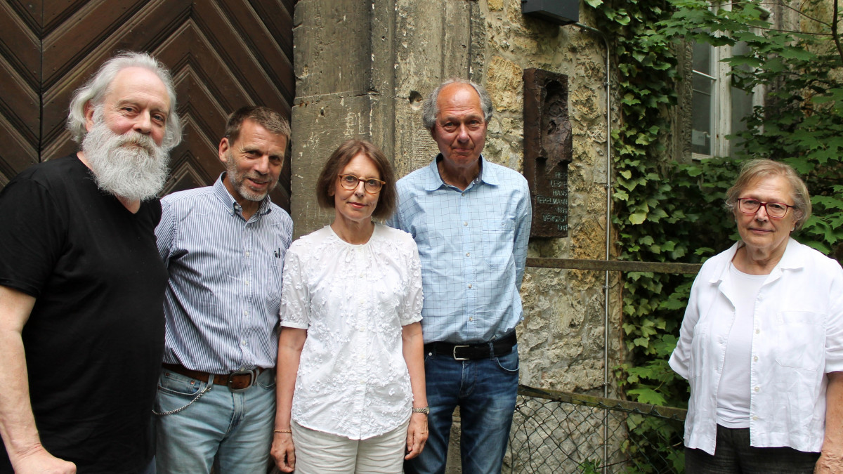 Neuer-Erinnerungs-und-Mahnort-geschaffen