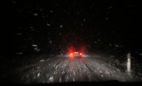 Eisige Herausforderung: Der Winterdienst am Kreuzberg bei Grasleben