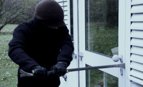 Harlingerode: Einbrecher steigen in Autohaus ein