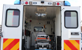 Wolfsburg: Rennradfahrer stürzt und wird lebensgefährlich verletzt