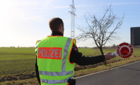 Peine: Polizei stoppt alkoholisierte und berauschte Fahrer