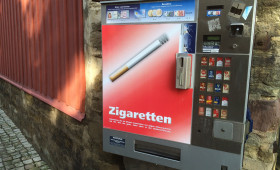 Zigarettenautomat in Waggum geknackt: Polizei fasst Täter im Wald