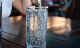 Rückruf: Dieses Mineralwasser könnte gesundheitsschädlich sein