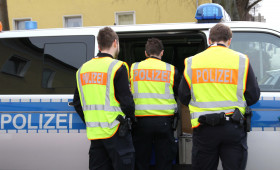 Mehrere Unfallfluchten im Landkreis Goslar: Polizei sucht Zeugen