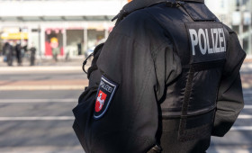 Wegen Gefahrenlage: Polizei sperrt A7 und B243 bei Seesen