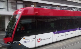 Entgleiste Straßenbahn in Braunschweig: Streckenabschnitt bleibt gesperrt