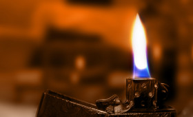 Brandstiftung in Salzgitter-Lebenstedt: Reifen in Flammen