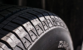 Alle vier Räder weg: Dreister Diebstahl in der Nacht in Seesen