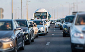 Pfingsten auf der Autobahn: ADAC warnt vor langen Staus