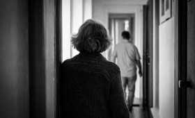 Braunschweig: Trickbetrüger erbeuten Schmuck bei Seniorin