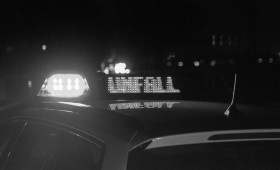 Tödlicher Unfall bei Salzgitter: BMW kracht gegen Mauer und fängt Feuer