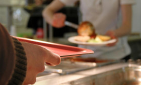 Neuer Fördertopf: Vergünstigtes Mittagessen an Braunschweiger Schulen