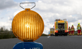 Reisebus bei Meine verunglückt – mehrere Verletzte