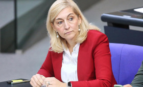 Türmer wirft Gesundheitsministerin Untätigkeit vor
