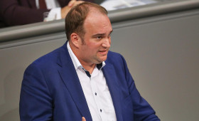 SPD-Politiker warnen Union vor Ende der Brandmauer gegen AfD