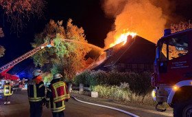 Großbrand in Edemissen: Einfamilienhaus wird Raub der Flammen
