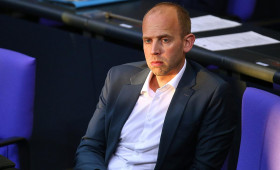 Rohde dringt auf friedliche Lösung des Taiwan-Konflikts