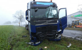 Lkw-Fahrer nach Unfall bei Varrel verstorben