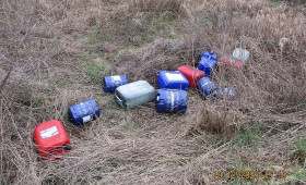 Illegale Ölentsorgung an Feldweg bei Brockum