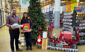Strahlende Kinderaugen: Wunschbaum in Braunschweig ein voller Erfolg