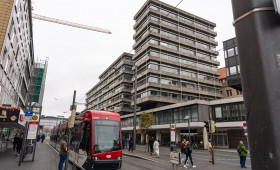 Baustelle am Ritterbrunnen: Fahrspur und Bushaltestelle betroffen