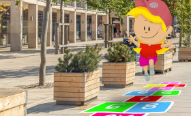 Gestaltung von Hüpf- und Bodenspielen in der Innenstadt