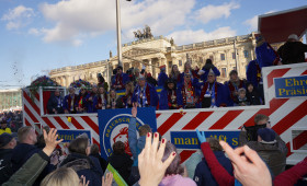 Zum Schoduvel mit Bus und Bahn - Aus der ganzen Region Braunschweig