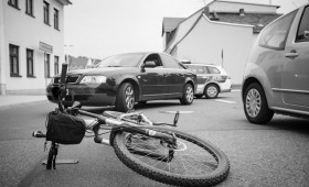Schöningen: Nach schwerem Unfall - Radfahrer (54) im Klinikum verstorben
