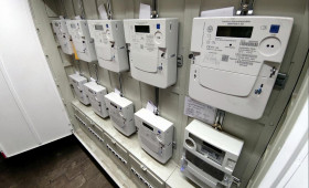 IW: Vierköpfige Familie würde mit Strom-Entlastung 220 Euro sparen