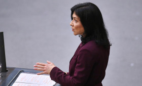 Wirtschaftsministerin lehnt Digitalsteuer für US-Tech-Konzerne ab