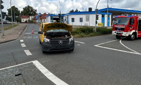 Kreuzungs-Crash in Helmstedt - eCall ausgelöst