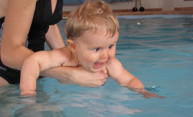 Wolfsburg: Babyschwimmkurse im Oktober - Ab jetzt anmelden!