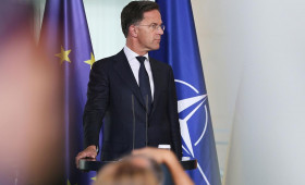Festakt: Rutte würdigt Rolle Deutschlands in der Nato