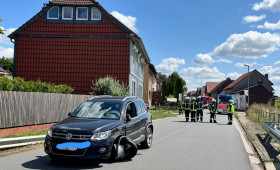 Beierstedt: Bus und Auto kollidieren auf L623