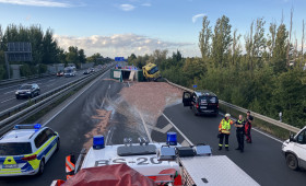 LKW-Unfall auf A391: Autobahn bei Braunschweig weiter gesperrt