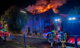 Kreis Gifhorn: Großeinsatz in der Nacht - Dachstuhl stand in Flammen