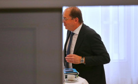 Grüne werfen Dobrindt "verantwortungslose Arbeitsverweigerung" vor