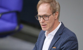 SPD sieht bei Abschiebestopp für Iran Bundesländer in der Pflicht