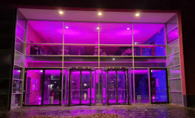Besonderer Anlass: Gifhorn leuchtete ganz in Pink