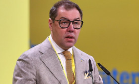 Ukraine-Botschafter kritisiert Schröder für Besuch bei Putin
