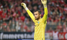 1. Bundesliga: Freiburg siegt in Unterzahl gegen Schalke