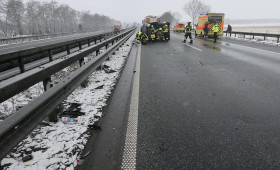 Auffahrunfall auf A28 bei Hude verursacht hohen Sachschaden