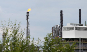 Bundesregierung arbeitet weiter an Lösung für Raffinerie Schwedt