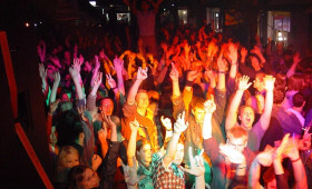 Eisiges Vergnügen: Winterparty Braunlage lockt mit Live-Acts und Schneebar