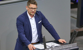 AfD begrüßt Spitzensteuersatz- und Bürgergeld-Vorstoß der CDU