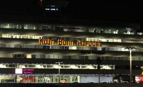 Betrieb am Flughafen Köln/Bonn vorübergehend unterbrochen