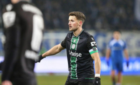 2. Bundesliga: Hannover 96 siegt knapp gegen Arminia Bielefeld