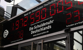 IW: Bundeshaushalt gerät zunehmend in Schieflage