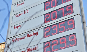 Hohe Spritpreise: SPD offen für "Übergewinnsteuer"