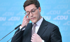 Hagel bietet nach Wahlniederlage Rücktritt an - Vorstand lehnt ab